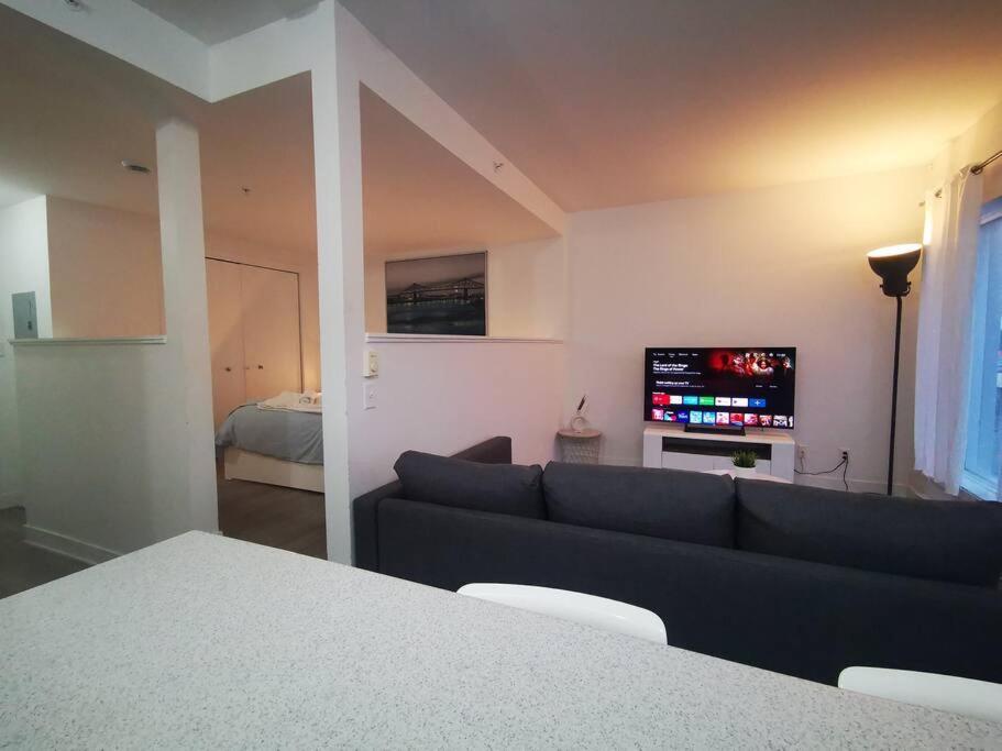 Lovely Studio In Longueuil, Near Downtown Montreal 아파트 외부 사진